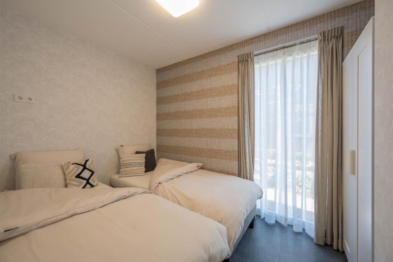 Meerzicht 24 - Luxury Family Accommodation With Beautiful Lake Side View Uitgeest Екстериор снимка